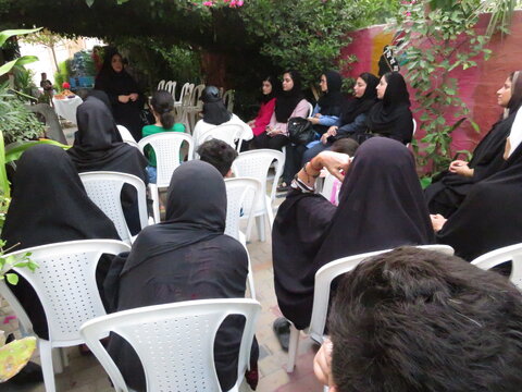شهرستان بوشهر | برگزاری برنامه با موضوع ارتقاء سلامت روان جامعه در شهر بوشهر
