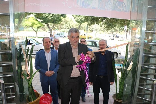 افتتاح نمایشگاه عرضه محصولات مددجویان به مناسبت هفته بهزیستی