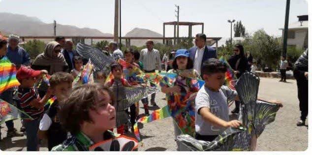 دماوند | جشنواره پرواز بادبادک ها با محوریت فرهنگی ورزشی در شهرستان  دماوند 