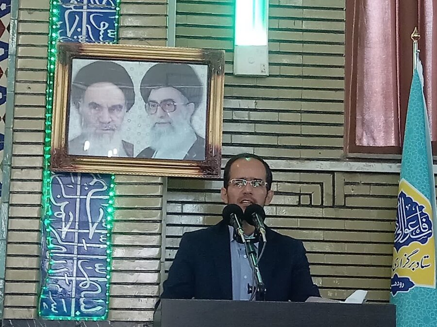 دماوند | سخنرانی رئیس بهزیستی شهرستان دماوند در نماز جمعه رودهن دماوند | سخنرانی رئیس بهزیستی شهرستان دماوند در نماز جمعه رودهن