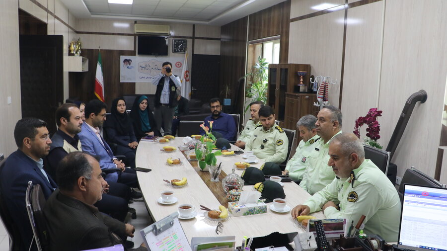 حضور سردار مطهری زاده فرمانده نیروی انتظامی استان در اداره کل بهزیستی استان
