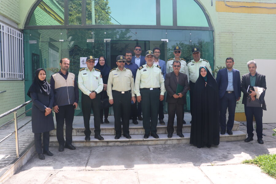 حضور سردار مطهری زاده فرمانده نیروی انتظامی استان در اداره کل بهزیستی استان