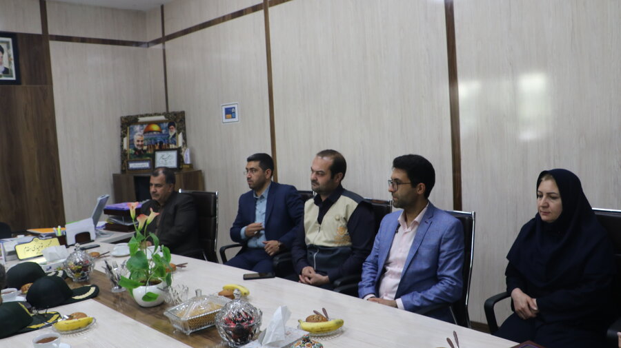 حضور سردار مطهری زاده فرمانده نیروی انتظامی استان در اداره کل بهزیستی استان
