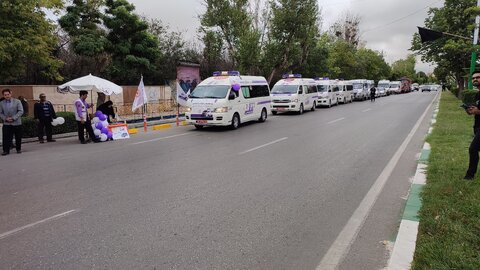 گزارش تصویری| رژه خودروهای امدادی و خودروهای اورژانس اجتماعی بهزیستی استان