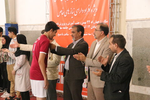 آیین اختتامیه جشنواره ورزش و بازی‌های بومی و محلی ویژه افراد دارای نیازهای خاص  در کرمان برگزار شد