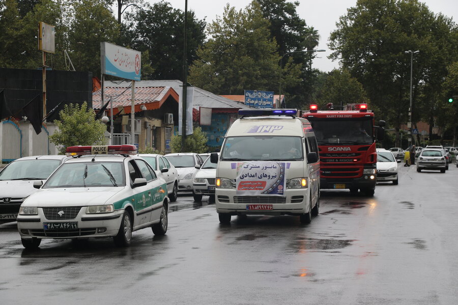 برگزاری مانور خودرویی اورژانس اجتماعی بهزیستی (۱۲۳) با مشارکت سایر نیروهای امدادی در شهرستان رشت
