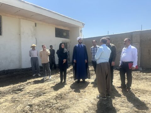 بازدید دادستان شهرستان مریوان از ساختمان در حال احداث کمپ ترک اعتیاد در مریوان