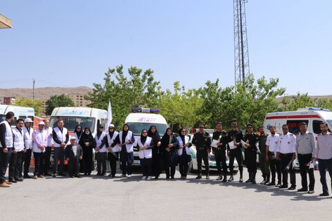 همزمان با هفته بهزیستی مانور تیمهای امدادگر در بحران های اجتماعی در شهرکرد برگزار شد