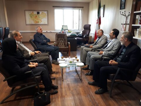 دیدار و نشست معاونین بهزیستی کردستان  با فرماندار شهرستان کامیاران