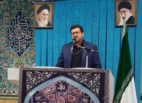 تاکستان | سخنرانی سرپرست بهزیستی تاکستان در خطبه‌های پیش از نماز جمعه شهرستان تاکستان