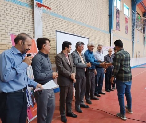 بویین میاندشت| ورزش، تندرستی و هیجان زندگی بین مددجویان بهزیستی