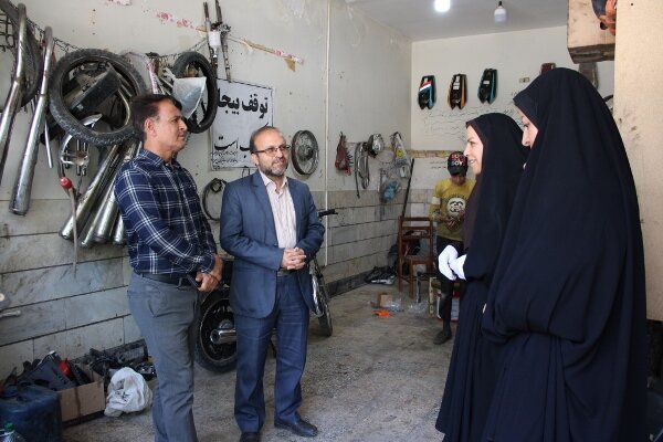 بویین میاندشت| ایجاد بستر مناسب اشتغال در جهت نیل به خودکفایی