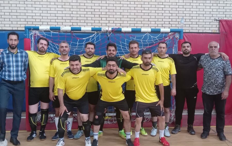 هفته دوم مسابقات فوتسال چهارجانبه کارکنان بهزیستی استان برگزار شد