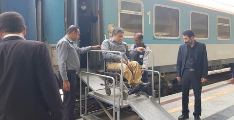 اجرای طرح مناسب سازی و دسترس پذیری فضای ایستگاه های راه آهن کشور جهت استفاده افراد دارای معلولیت