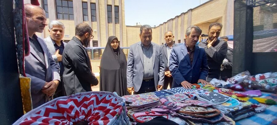 لنجان| آیین افتتاح و بهره برداری از طرح های اشتغال و مسکن مددجویی