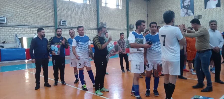 قهرمانی ستاد در مسابقات فوتسال کارکنان بهزیستی استان