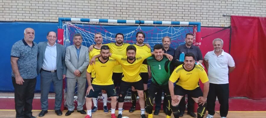 قهرمانی ستاد در مسابقات فوتسال کارکنان بهزیستی استان