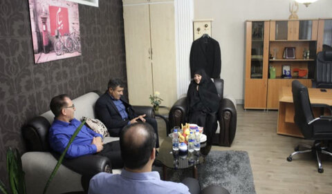 گزارش تصویری | مدیرکل بهزیستی استان البرز به مناسبت روز خبرنگار از دفتر روزنامه پیام آشنا و پیام زمان بازدید کرد