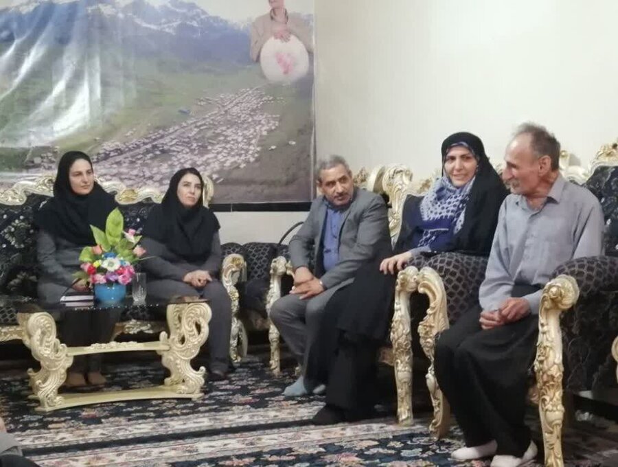 مدیرکل بهزیستی استان کردستان با مددجویان تحت پوشش شهرستان مریوان دیدار کرد
