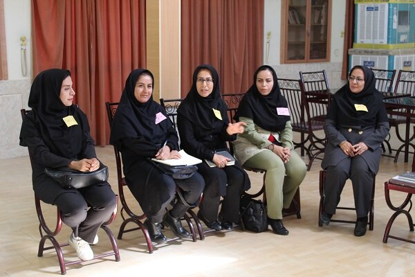 شهرضا| بررسی چالشها و راهکارهای ارتقاء کمی و کیفی طرح مانا