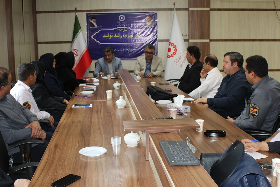 نشست هم اندیشی مدیر کل بهزیستی خوزستان با کارشناسان اورژانس اجتماعی
