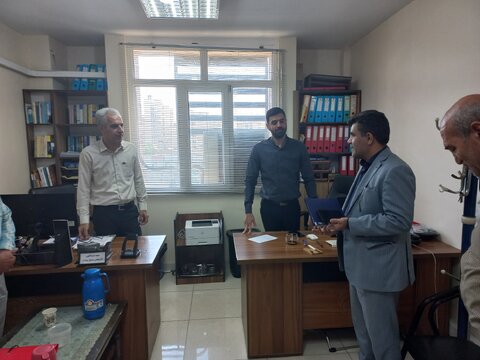 مدیر کل بهزیستی خوزستان روز کارمند را به کارکنان تبریک گفت