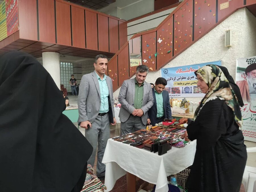 نمایشگاه دستاوردهای معلولین شهرستان کردکوی افتتاح شد