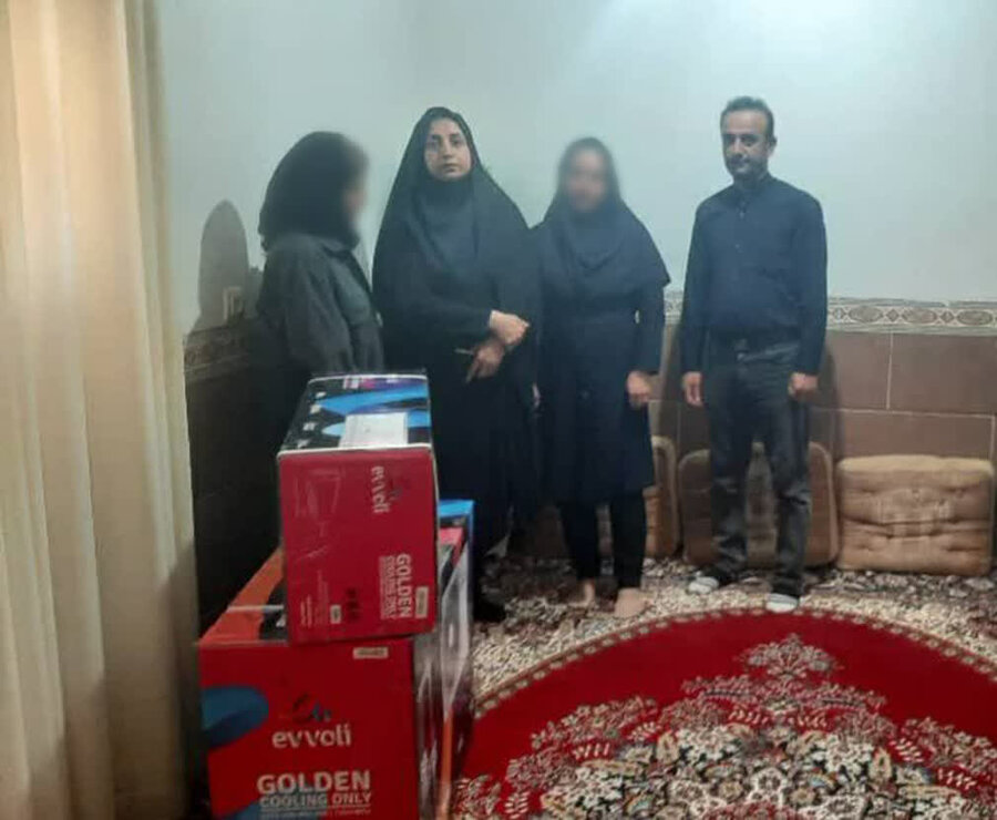 تنگستان| بازدید رییس اداره بهزیستی شهرستان تنگستان از خانواده تحت پوشش بهزیستی بخش دلوار
