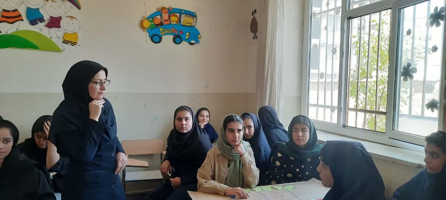 قــروه| بازدید از طرح مشارکت اجتماعی دانش آموزان مانا