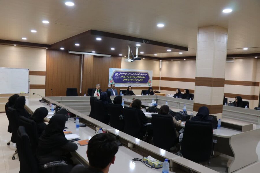 برگزاری کارگاه آموزشی " آشنایی بامبانی ومفاهیم خانواده درمانی "