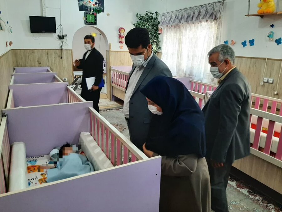 بازدید دادستان عمومی و انقلاب ارومیه از مراکز تحت نظارت بهزیستی