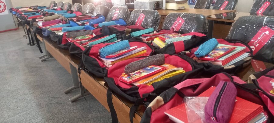 فیروزکوه | پویش همدلی بهزیستی شهرستان برای تامین  نوشت افزار