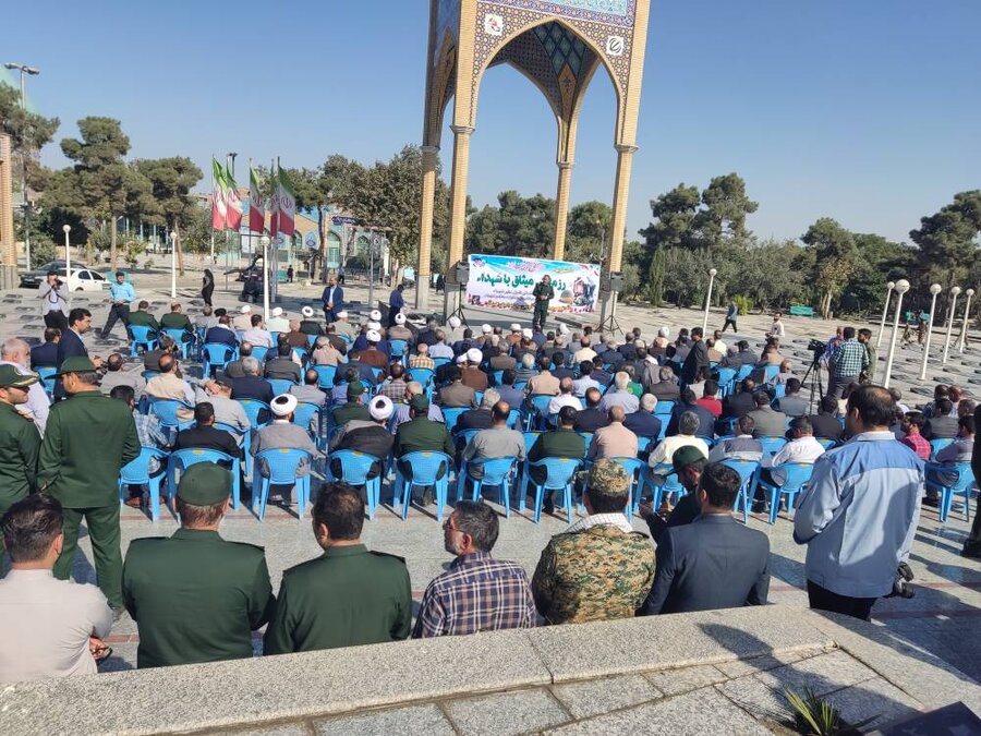 غبار روبی گلزار و رزمایش میثاق با شهدا برگزار شد