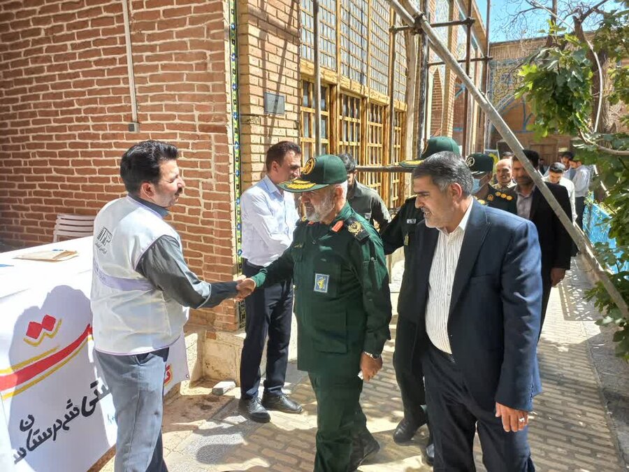 برگزاری میز خدمت بهزیستی سنندج