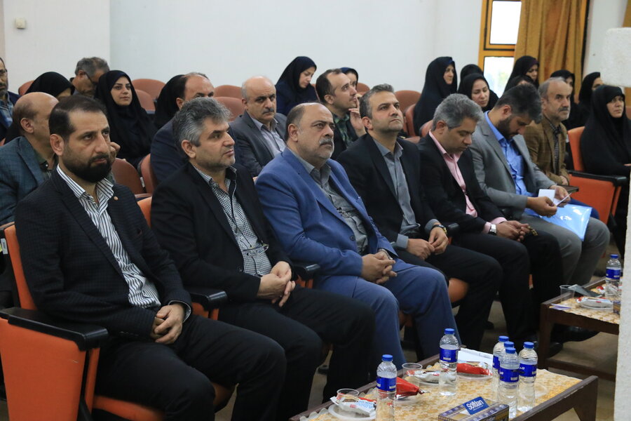 برگزاری همایش گرامیداشت هفته دفاع مقدس در بهزیستی گیلان