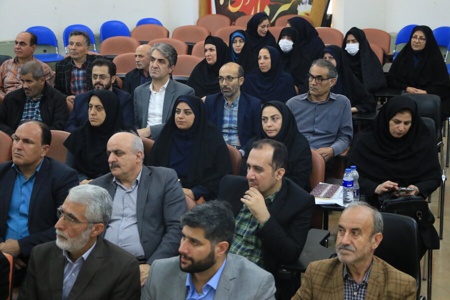 برگزاری همایش گرامیداشت هفته دفاع مقدس در بهزیستی گیلان