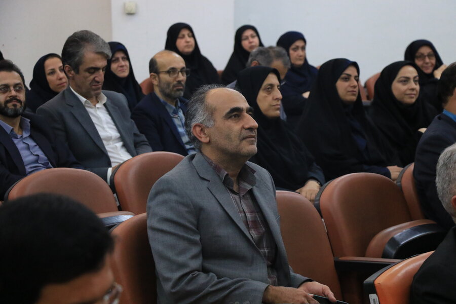 برگزاری همایش گرامیداشت هفته دفاع مقدس در بهزیستی گیلان