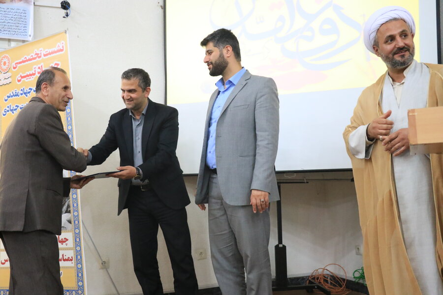 برگزاری همایش گرامیداشت هفته دفاع مقدس در بهزیستی گیلان