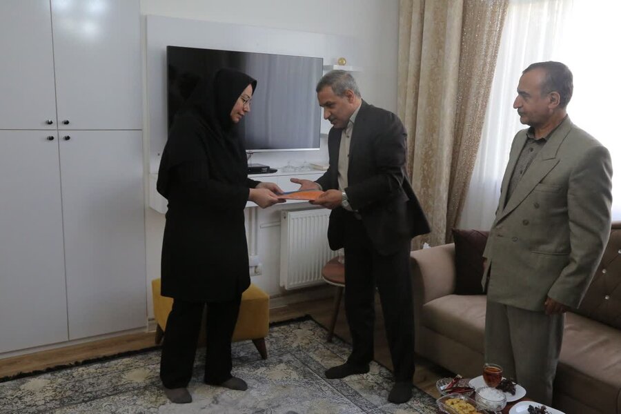 دیدار مدیرکل بهزیستی کردستان با ایثارگران شاغل در بهزیستی کردستان