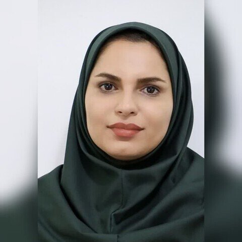 دشتستان| گفتگو با فاطمه کارگر نویسنده کتاب «نمازی که ادا شد» 