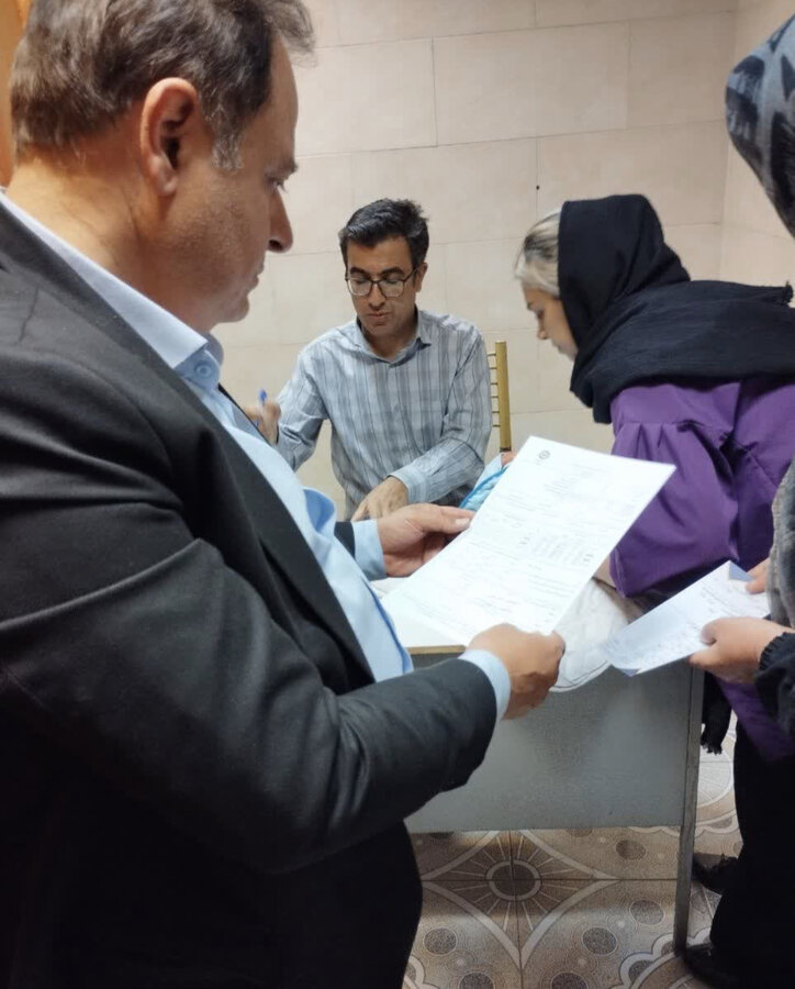 بازدید ازپایگاه دائمی غربالگری شنوایی نوزادان شهرستان ساوجبلاغ