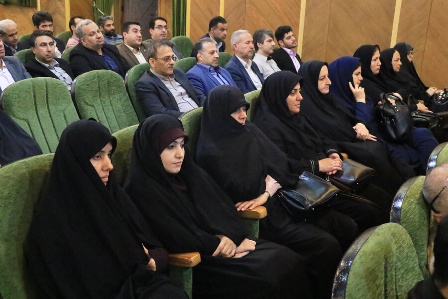 همایش گرامیداشت هفته دفاع مقدس در رشت برگزار شد