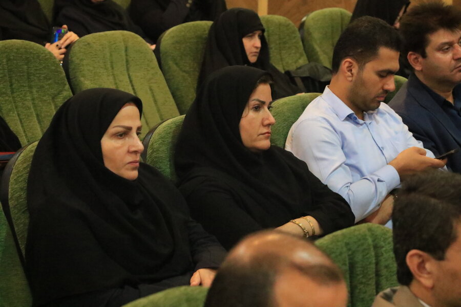 همایش گرامیداشت هفته دفاع مقدس در رشت برگزار شد