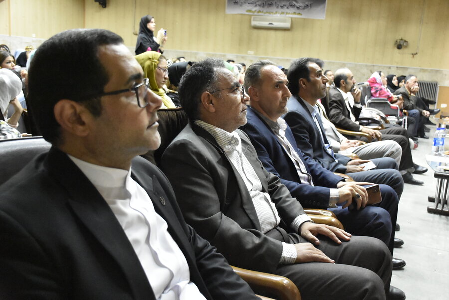 جشن هفته ناشنوایان