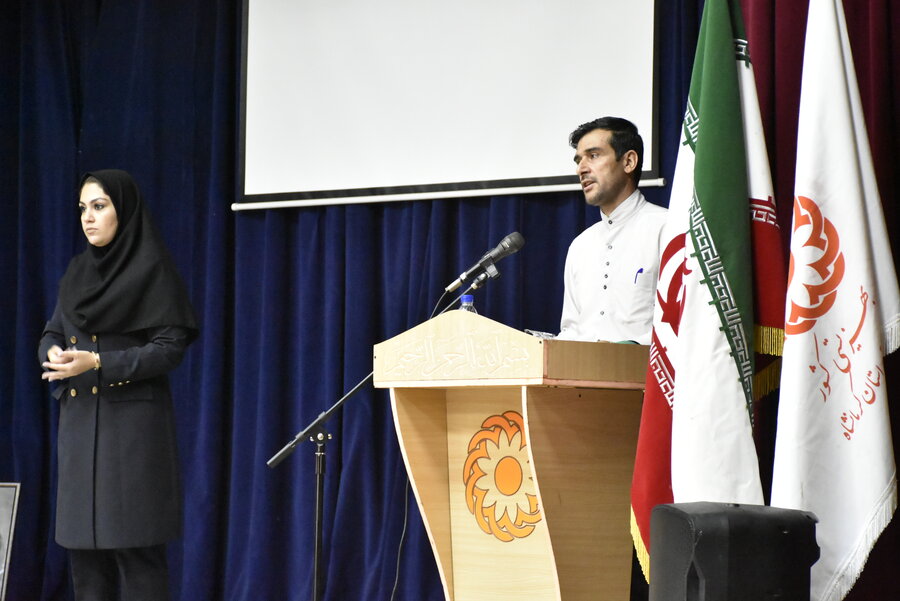 جشن هفته ناشنوایان