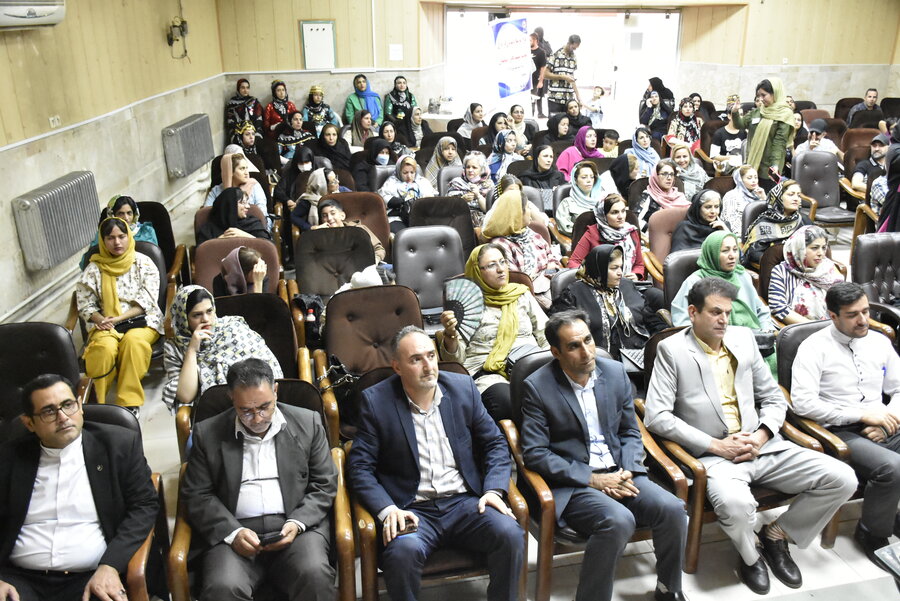 جشن هفته ناشنوایان