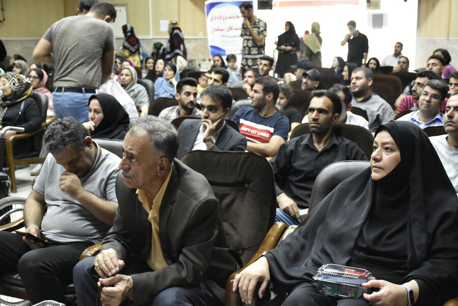 جشن هفته ناشنوایان