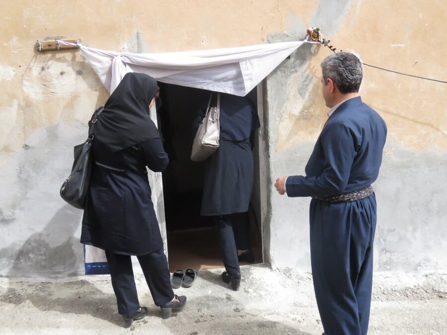 سروآباد/دیدار و سرکشی از سالمندان