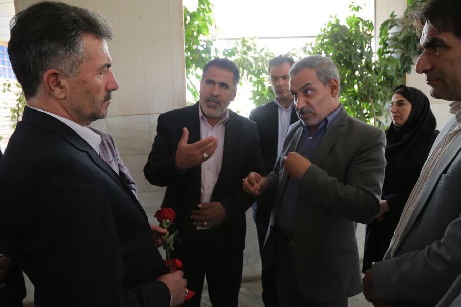 سنندج | بازدید مسئولین از سرای سالمندان