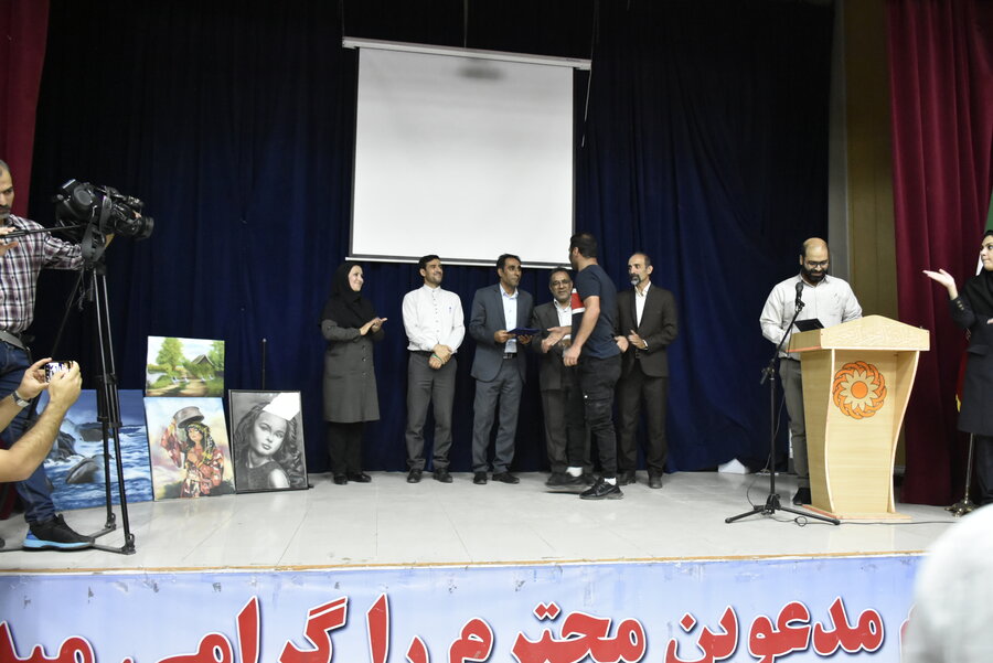 هفته ناشنوایان